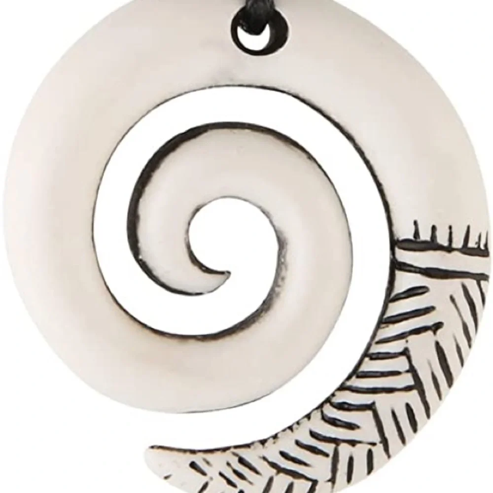 New Handmade Boho Hawaiian Tribal Engraved Spiral Helix Hook Pendant Necklace